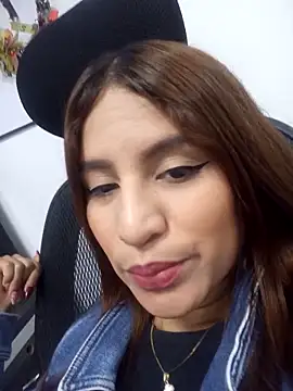 AnthonelaDuque online show from 12.16.25