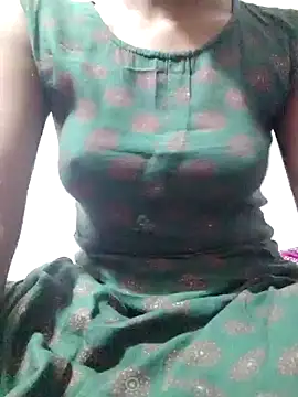 rituporna2004 online show from 12.20.24