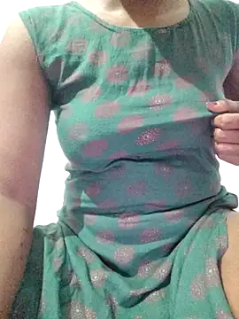 rituporna2004 online show from 10.14.25