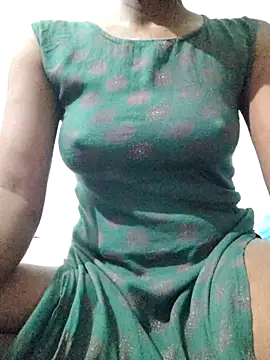 rituporna2004 online show from 11.22.25