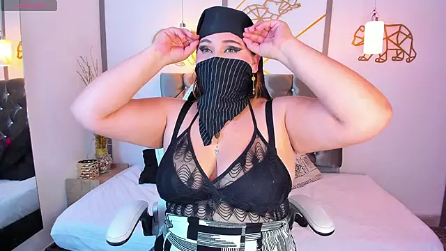 SalmaZaman online show from 09.10.25