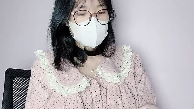 Baenee online show from 02.08.26