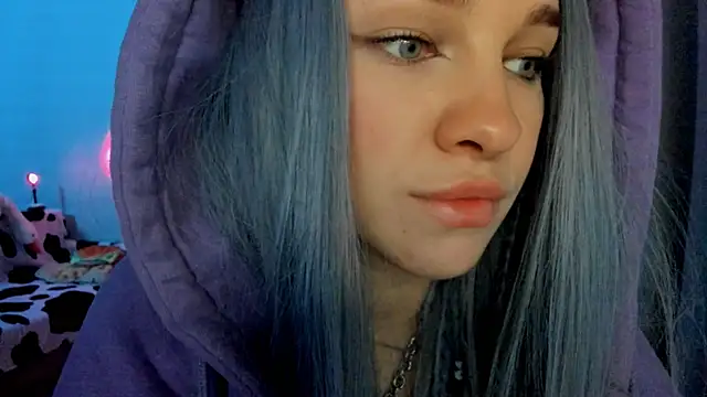 Ledy WWWII online show from 12.04.24