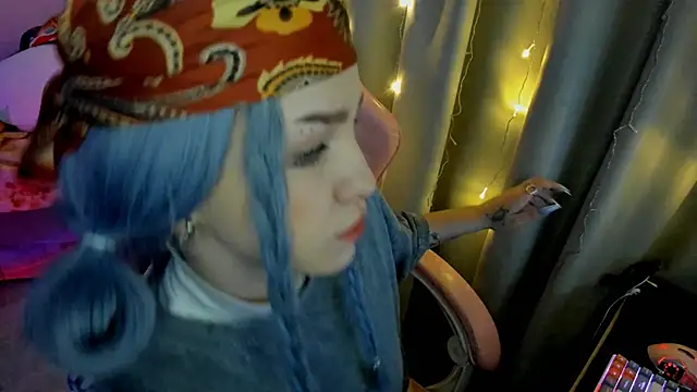 Ledy WWWII online show from 01.11.25