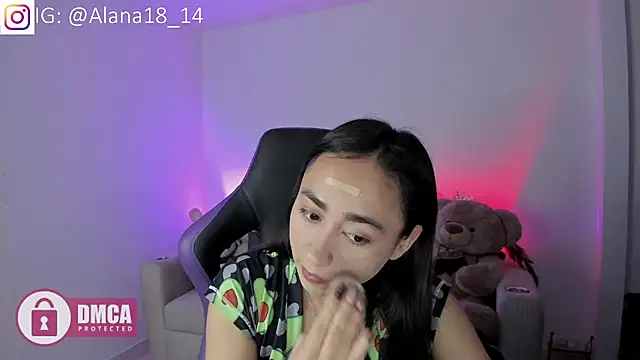 Alana Pherson online show from 11.18.25