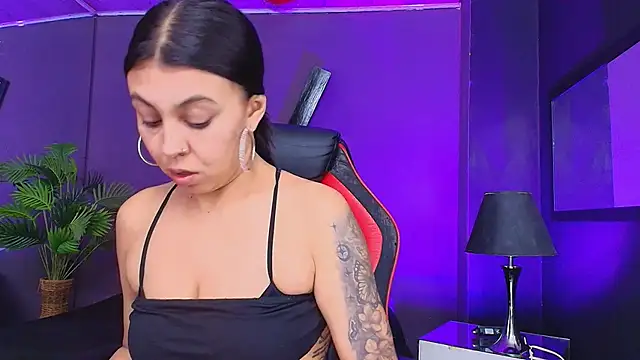 Juliet Nasty online show from 10.06.25