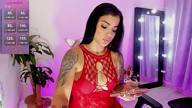 Snapshot of EmmaRusellx chatting on 03.05.26 EmmaRusellx online show from 03.05.26