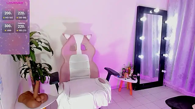 Snapshot of EmmaRusellx chatting on 03.07.26 EmmaRusellx online show from 03.07.26