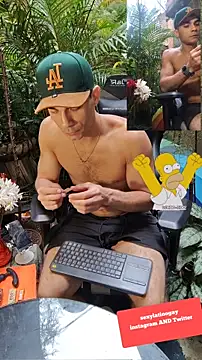 sexyboycolombi4 online show from 02.15.25