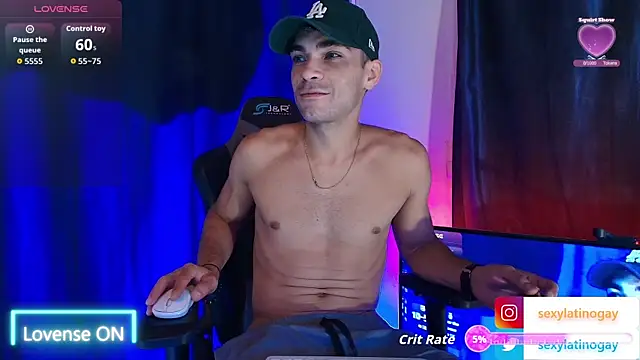 sexyboycolombi4 online show from 08.03.26
