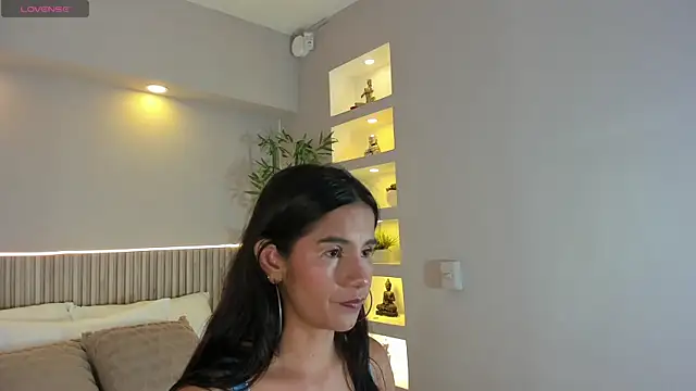 EmmilyCollson online show from 10.17.25