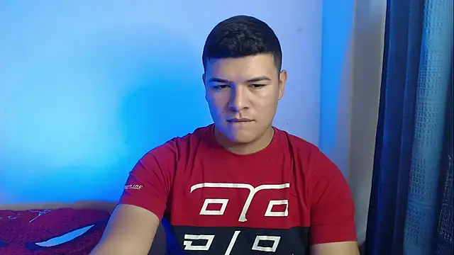 Snapshot of Plug_Control chatting on 10.18.25 Plug Control online show from 10.18.25