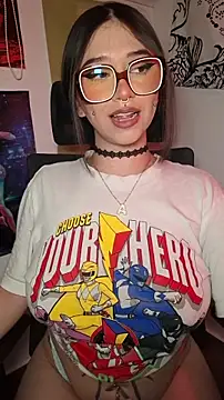 Snapshot of annbones_ch chatting on 11.13.25 annbones ch online show from 11.13.25