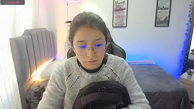 Amy joones online show from 01.18.25