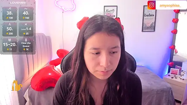 Amy joones online show from 02.10.25