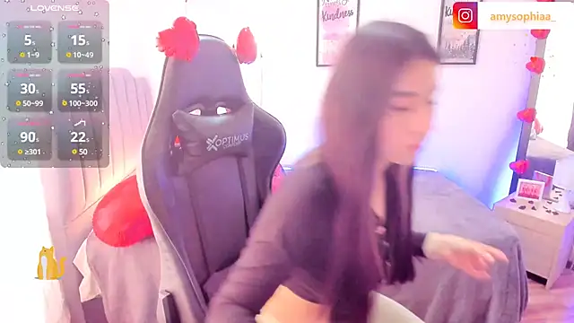 Amy joones online show from 02.10.25