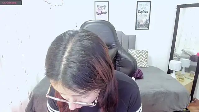 Amy joones online show from 09.17.25