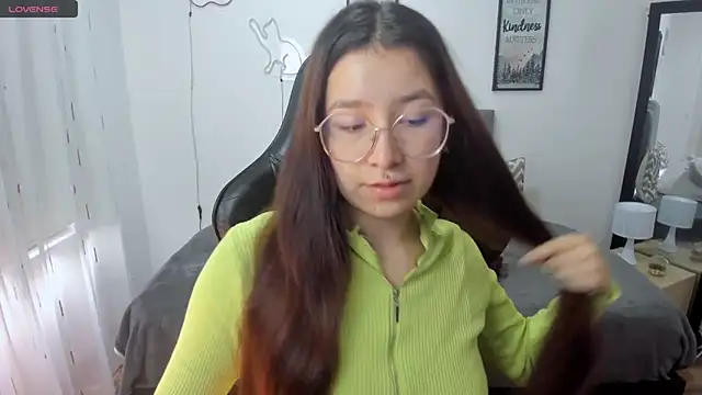 Amy joones online show from 10.06.25