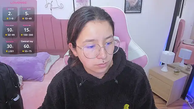 Amy joones online show from 11.19.25