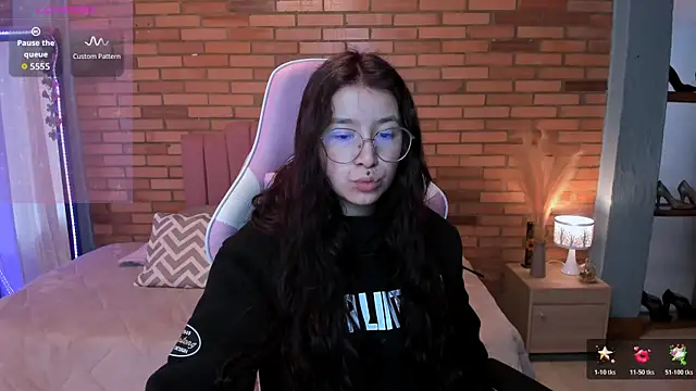 Amy joones online show from 06.04.26
