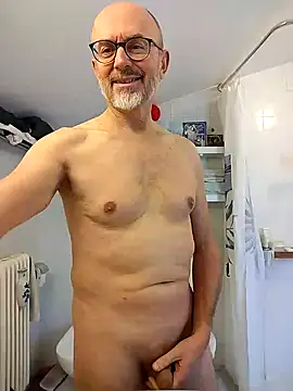 Snapshot of MadProfessor chatting on 01.26.25 MadProfessor online show from 01.26.25
