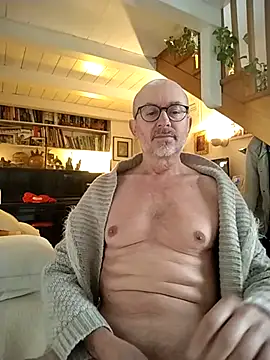 Snapshot of MadProfessor chatting on 03.14.25 MadProfessor online show from 03.14.25