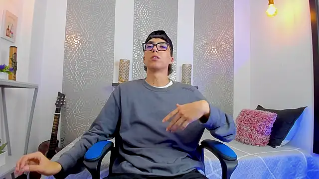 Nikolay Gregori online show from 02.04.25