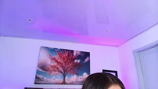 Julianaa Castro  online show from 11.06.25