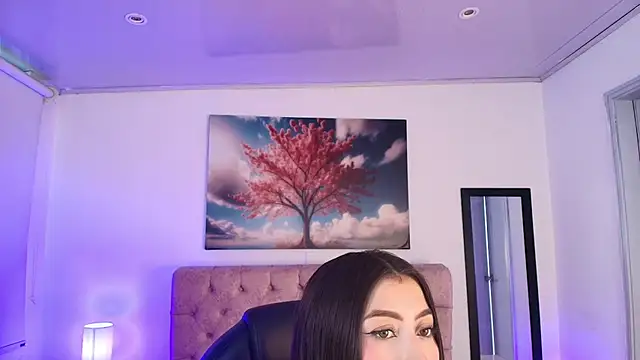 Snapshot of Julianaa_Castro_ chatting on 02.13.26 Julianaa Castro online show from 02.13.26