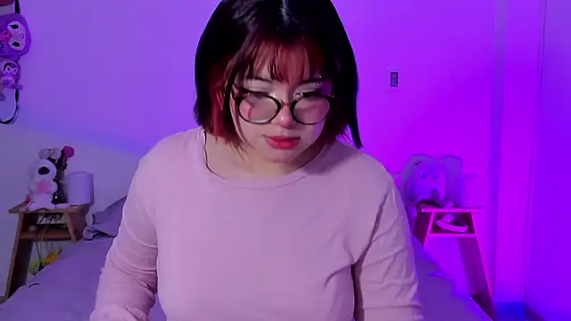 Snapshot of Gaby_Danna chatting on 02.04.25 Gaby Danna online show from 02.04.25