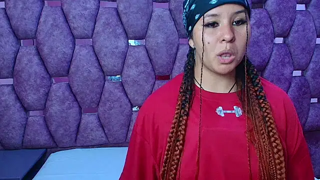 Snapshot of AlaSmith chatting on 01.07.26 AlaSmith online show from 01.07.26