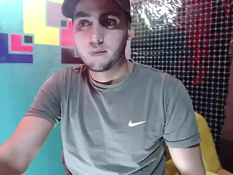 Snapshot of xxxxhotxoxo chatting on 01.05.25 xxxxhotxoxo online show from 01.05.25