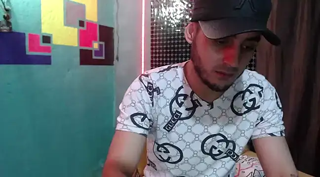 Snapshot of xxxxhotxoxo chatting on 01.17.25 xxxxhotxoxo online show from 01.17.25