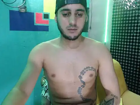 Snapshot of xxxxhotxoxo chatting on 02.11.25 xxxxhotxoxo online show from 02.11.25