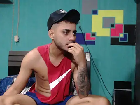 Snapshot of xxxxhotxoxo chatting on 12.04.25 xxxxhotxoxo online show from 12.04.25