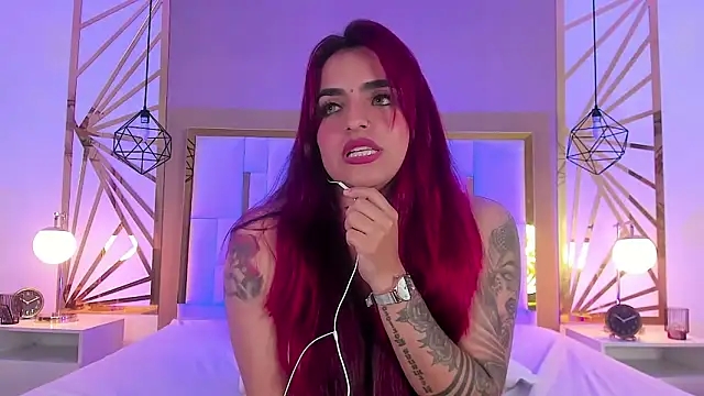 Snapshot of valeriee_millerr_ chatting on 12.20.24 valeriee millerr online show from 12.20.24
