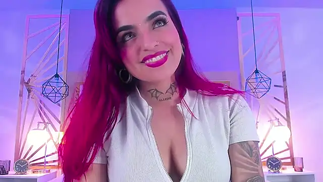 Snapshot of valeriee_millerr_ chatting on 12.30.24 valeriee millerr online show from 12.30.24