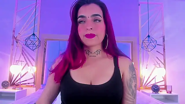 Snapshot of valeriee_millerr_ chatting on 12.31.24 valeriee millerr online show from 12.31.24