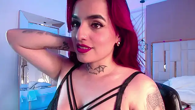 Snapshot of valeriee_millerr_ chatting on 03.04.25 valeriee millerr online show from 03.04.25