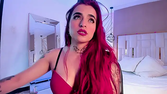 Snapshot of valeriee_millerr_ chatting on 03.14.25 valeriee millerr online show from 03.14.25