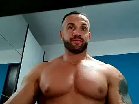 Magnificmuscles89 online show from 12.14.24