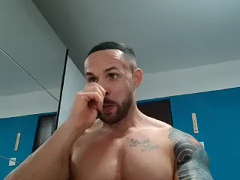 Magnificmuscles89 online show from 02.13.25