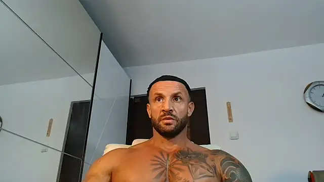 Snapshot of Magnificmuscles89 chatting on 07.02.26 Magnificmuscles89 online show from 07.02.26