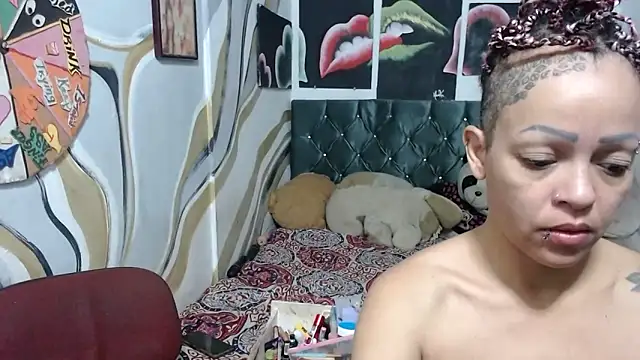 manzanahot9 online show from 04.05.26