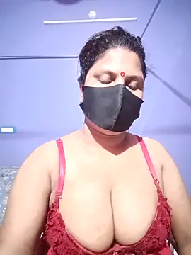 Snapshot of Baby_Sexy_10 chatting on 10.27.25 Baby Sexy 10 online show from 10.27.25