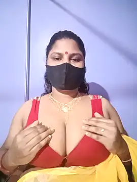 Snapshot of Baby_Sexy_10 chatting on 10.28.25 Baby Sexy 10 online show from 10.28.25