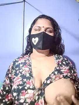 Snapshot of Baby_Sexy_10 chatting on 12.14.25 Baby Sexy 10 online show from 12.14.25