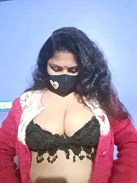 Snapshot of Baby_Sexy_10 chatting on 12.20.25 Baby Sexy 10 online show from 12.20.25