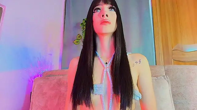 liccy hall online show from 01.19.26