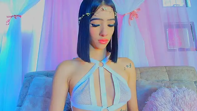 liccy hall online show from 03.18.26